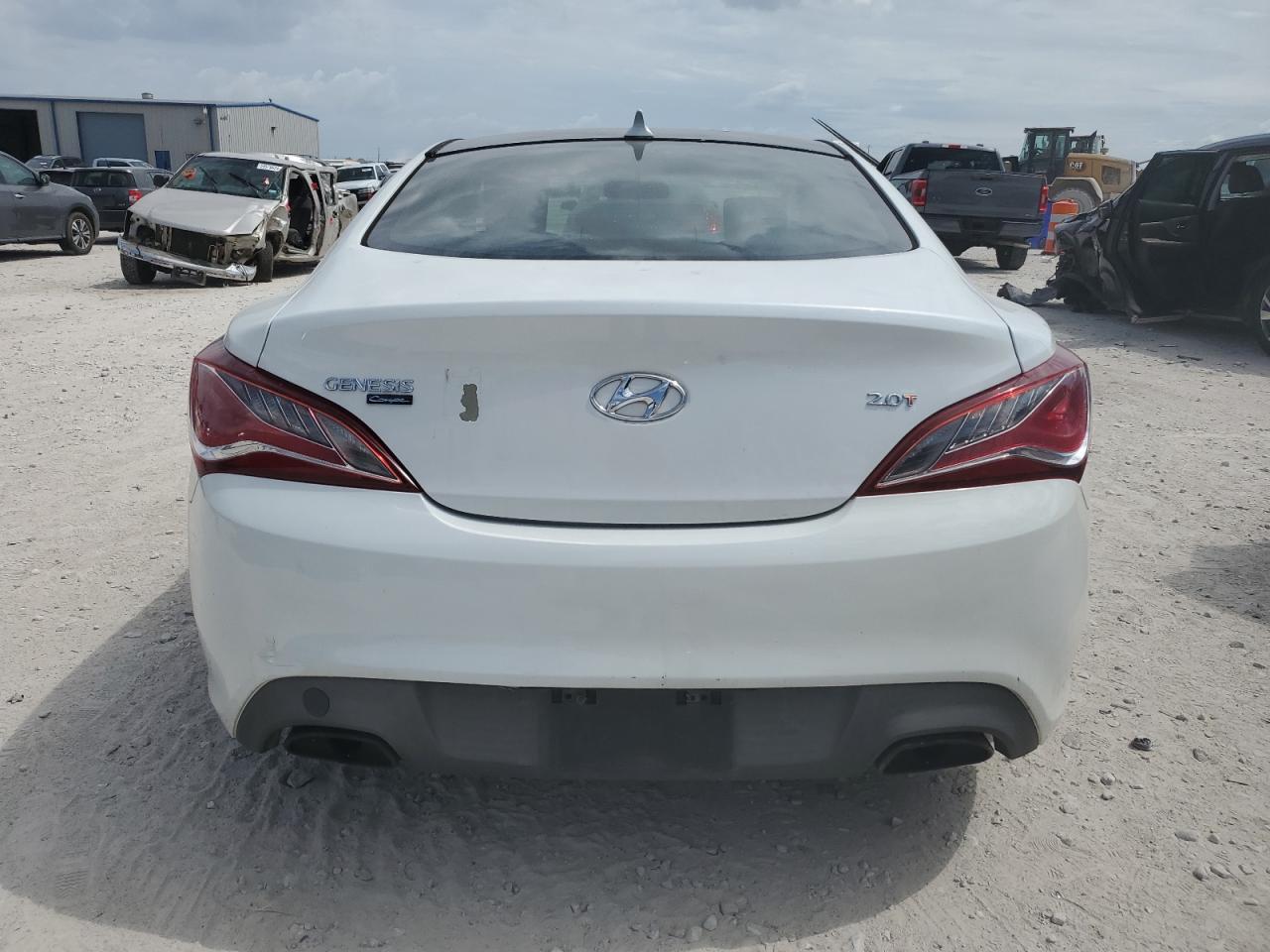 2013 Hyundai Genesis Coupe 2.0T vin: KMHHT6KD7DU109353