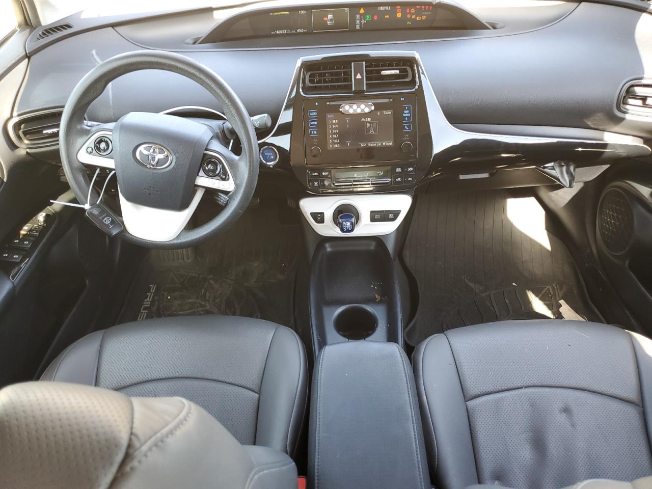 JTDKBRFU6J3588018 2018 Toyota Prius