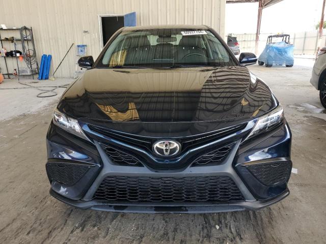 VIN 4T1G11AK2MU531373 2021 Toyota Camry, SE no.5