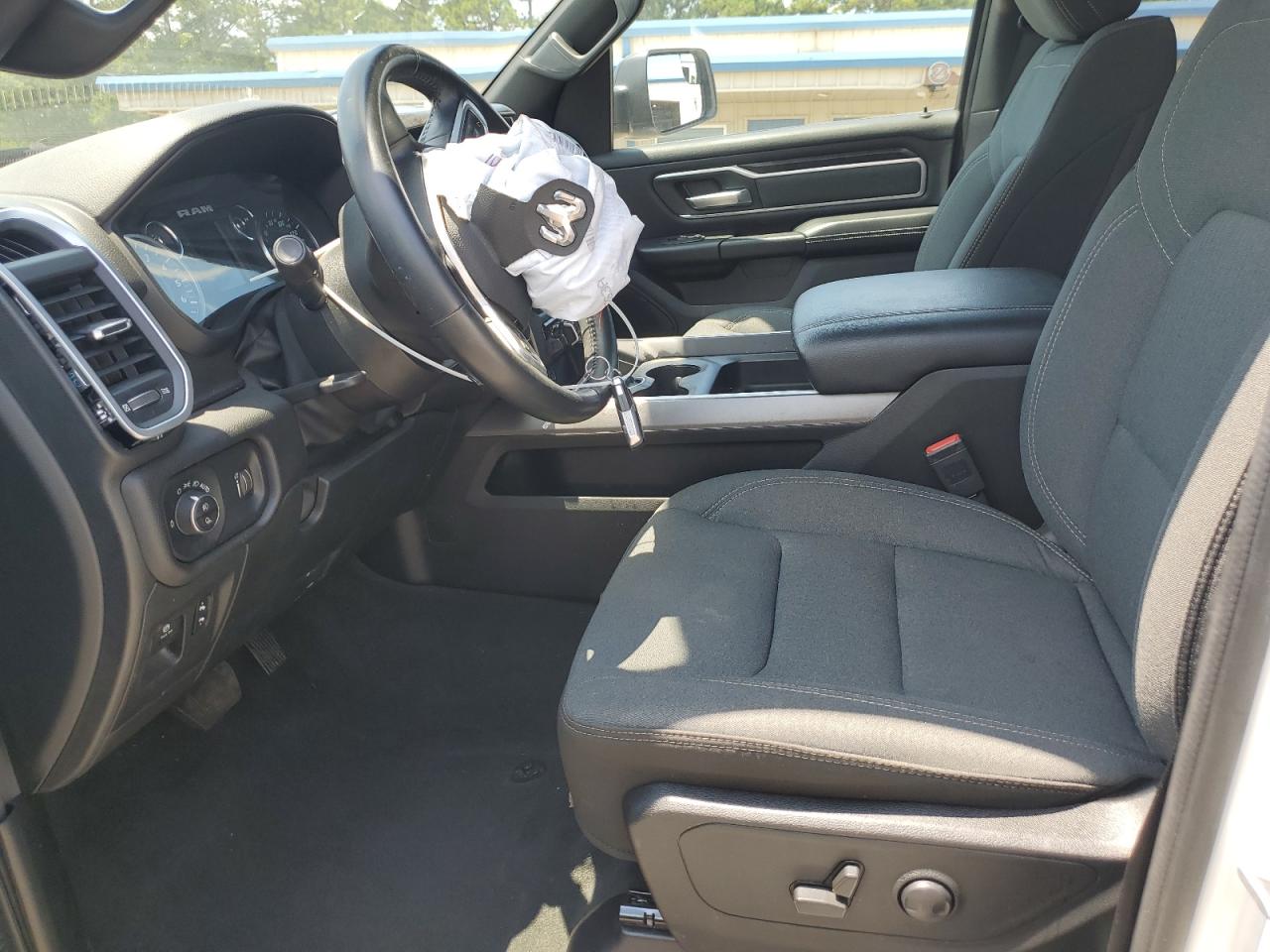 1C6RRFBG7NN464916 2022 Ram 1500 Big Horn/Lone Star