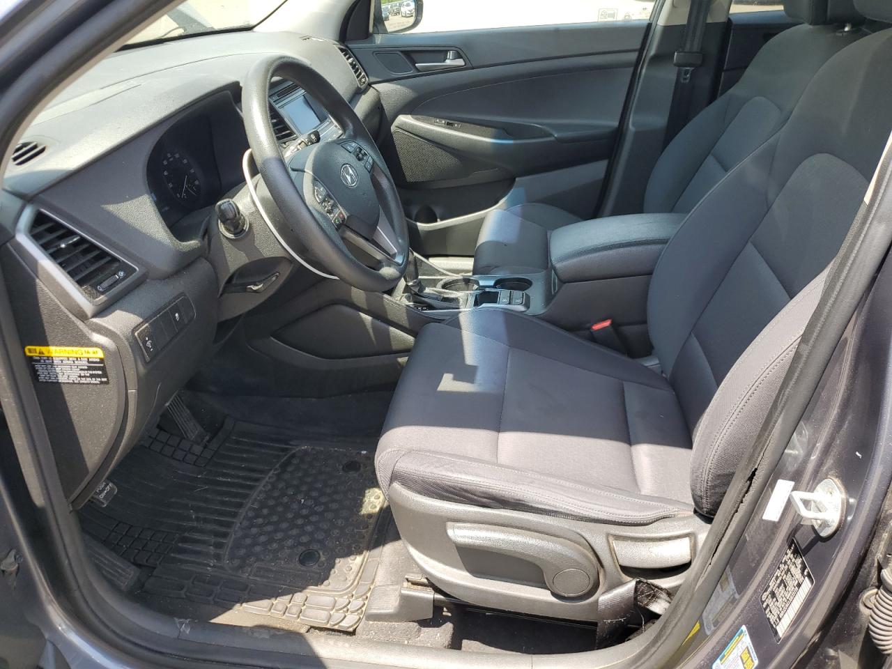 KM8J2CA41JU633159 2018 Hyundai Tucson Se