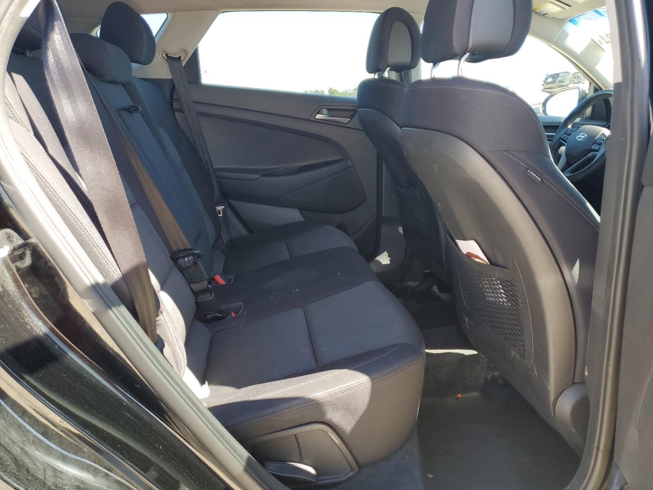 KM8J3CA21GU127495 2016 Hyundai Tucson Limited