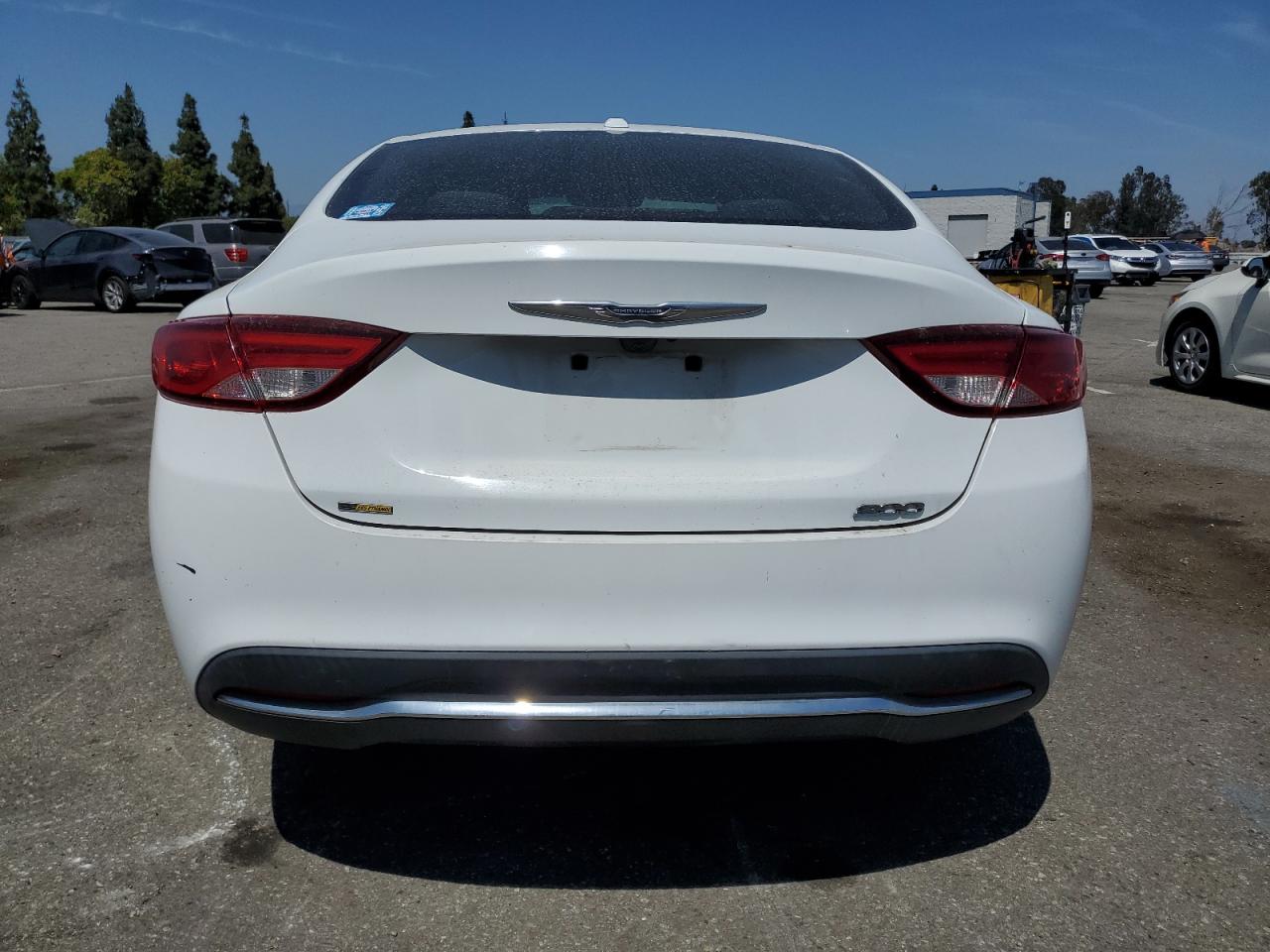 1C3CCCABXFN687784 2015 Chrysler 200 Limited