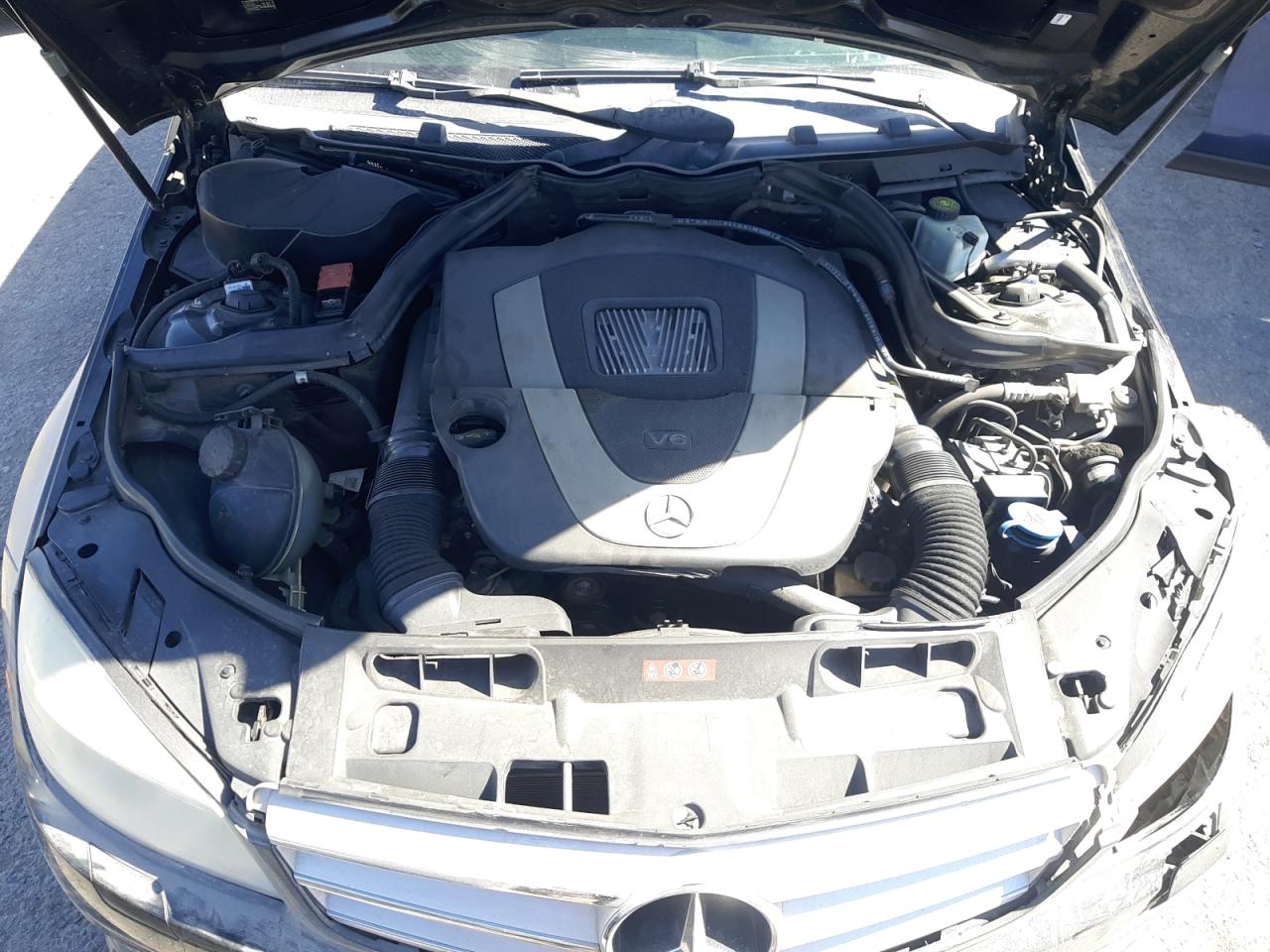 WDDGF5GB9BR146029 2011 Mercedes-Benz C 350