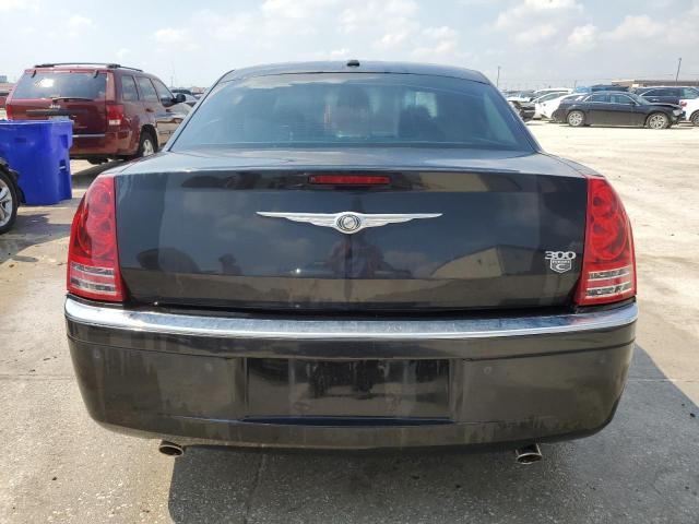 2010 Chrysler 300 - Image 6