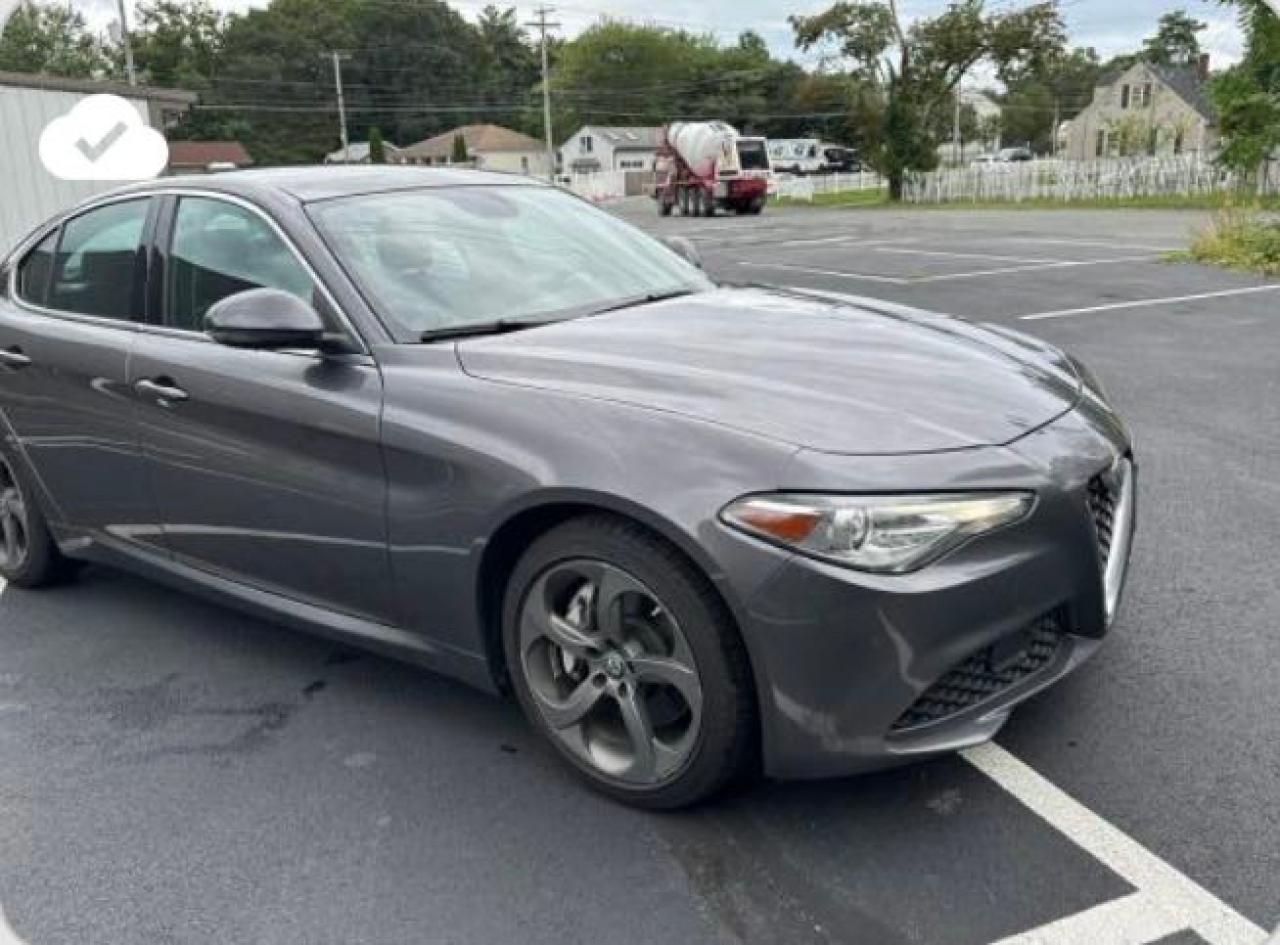 2017 Alfa Romeo Giulia Ti Q4 vin: ZARFAEEN9H7544398