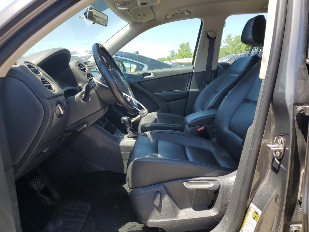 WVGAV3AXXEW534710 2014 Volkswagen Tiguan S