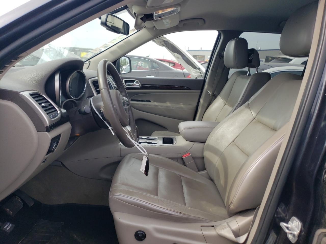 1C4RJFAG3CC263086 2012 Jeep Grand Cherokee Laredo