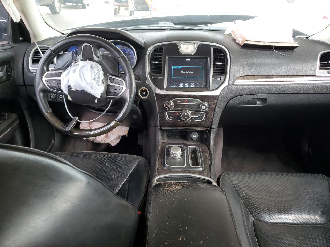 2C3CCAEGXHH662633 2017 Chrysler 300C