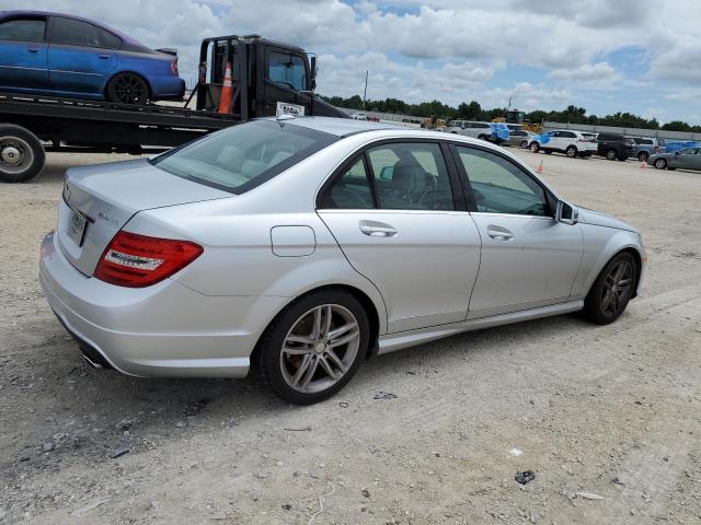 VIN WDDGF8AB6EA949992 2014 Mercedes-Benz C-Class, 3... no.3