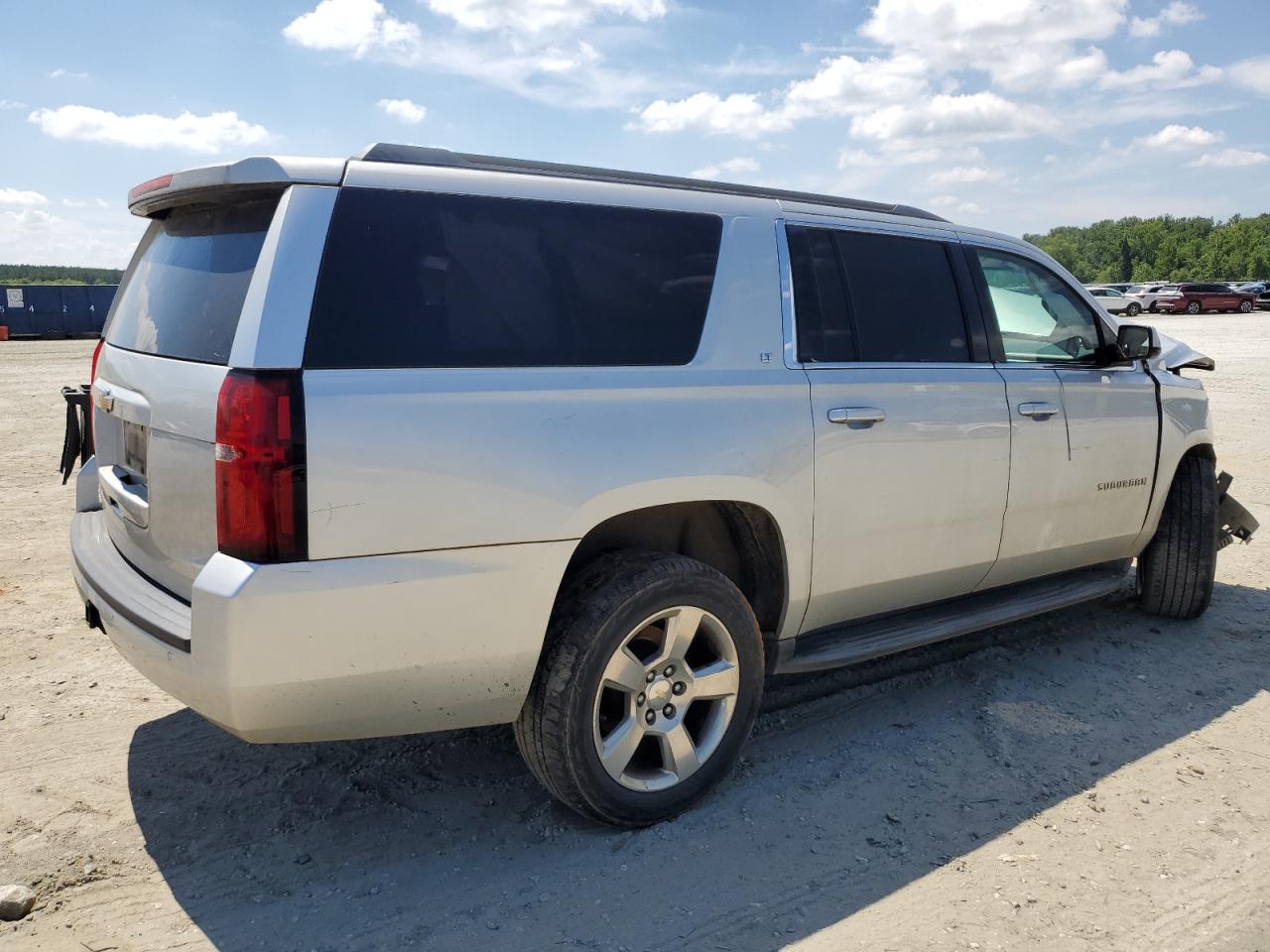 2015 Chevrolet Suburban C1500 Lt vin: 1GNSCJKC3FR140486