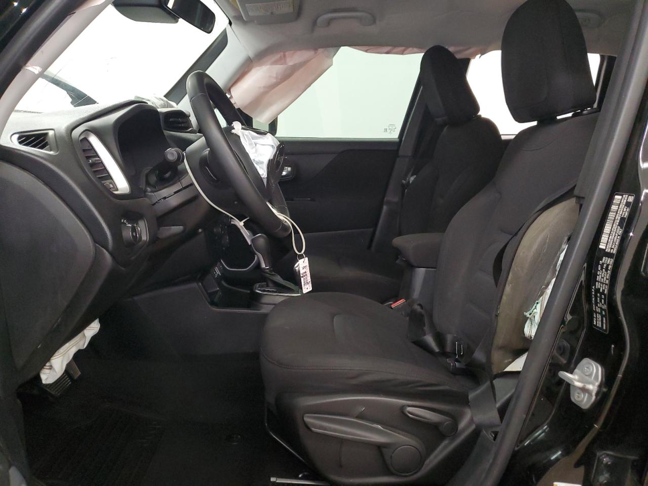 ZACCJABB4JPJ22237 2018 Jeep Renegade Latitude