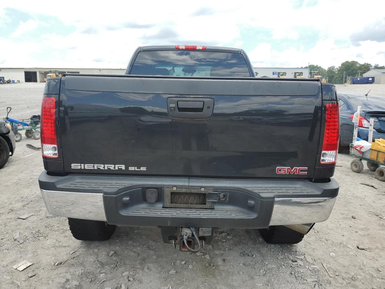 1GT220C8XBZ344857 2011 GMC Sierra K2500 Sle