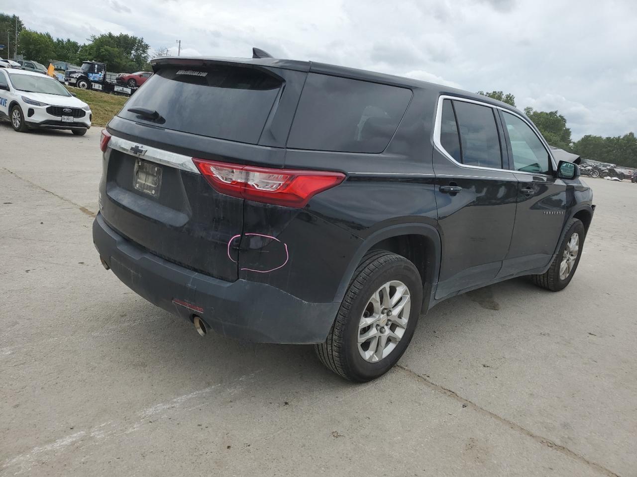 2020 Chevrolet Traverse Ls vin: 1GNERFKW1LJ261997