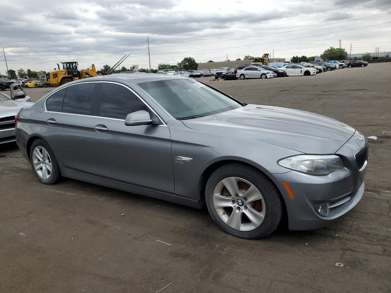 2012 BMW 528 Xi vin: WBAXH5C54CDW11042