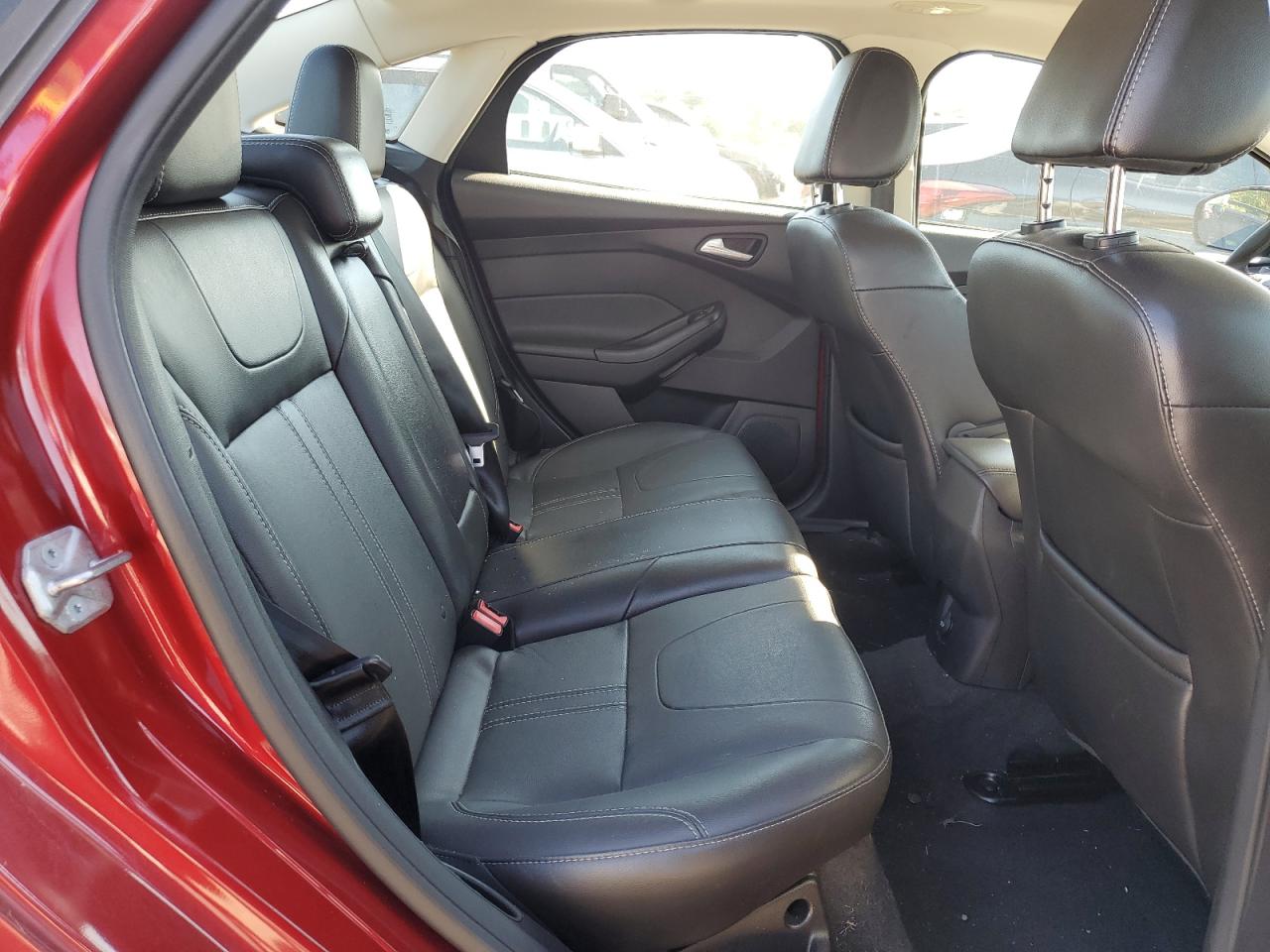 1FADP3F27EL280647 2014 Ford Focus Se