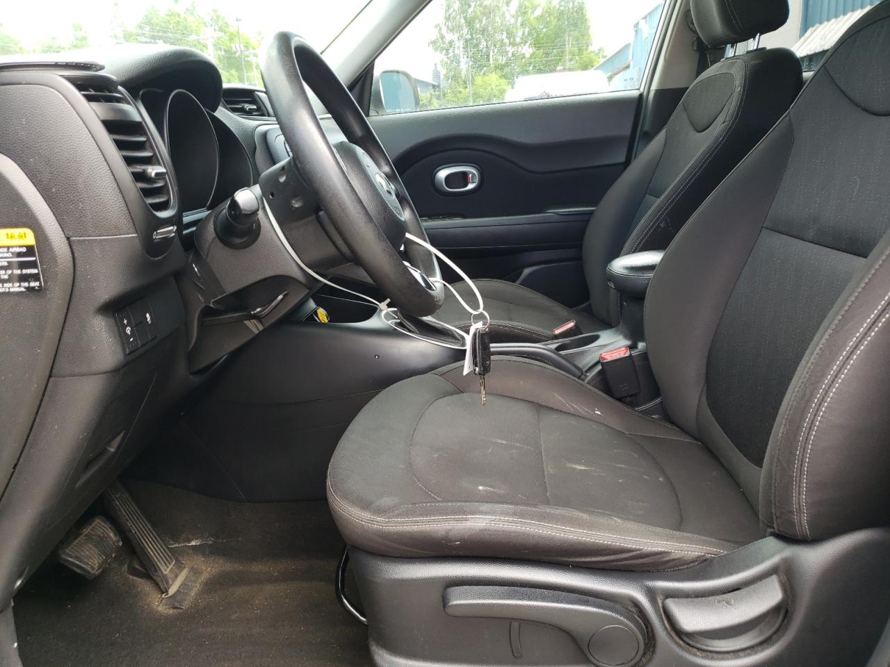 KNDJN2A21G7844163 2016 Kia Soul