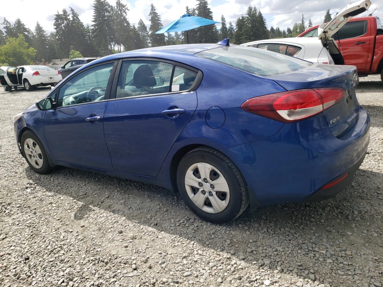 2018 Kia Forte Lx vin: 3KPFK4A73JE168148