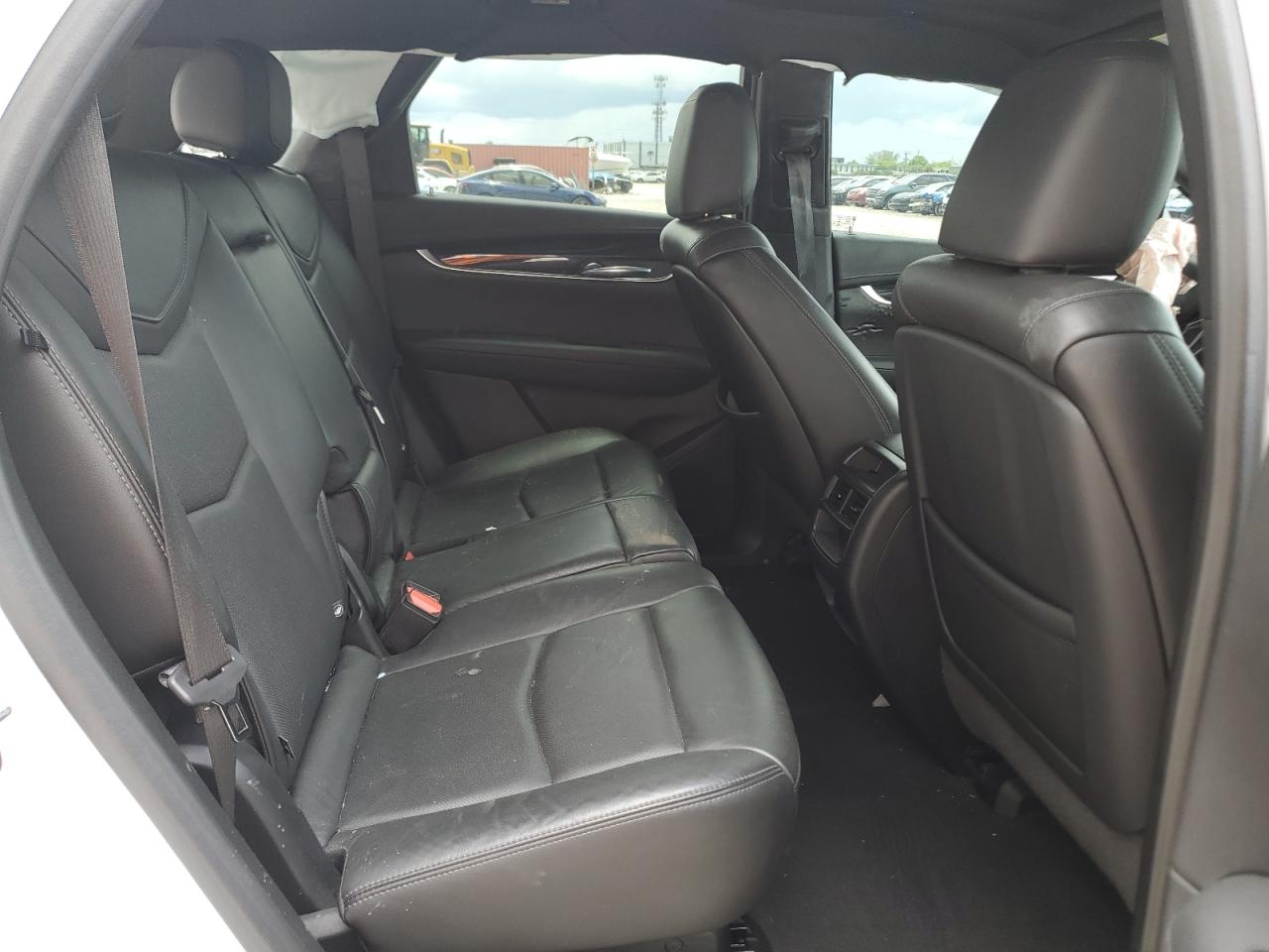 1GYKNCRS8LZ147760 2020 Cadillac Xt5 Premium Luxury