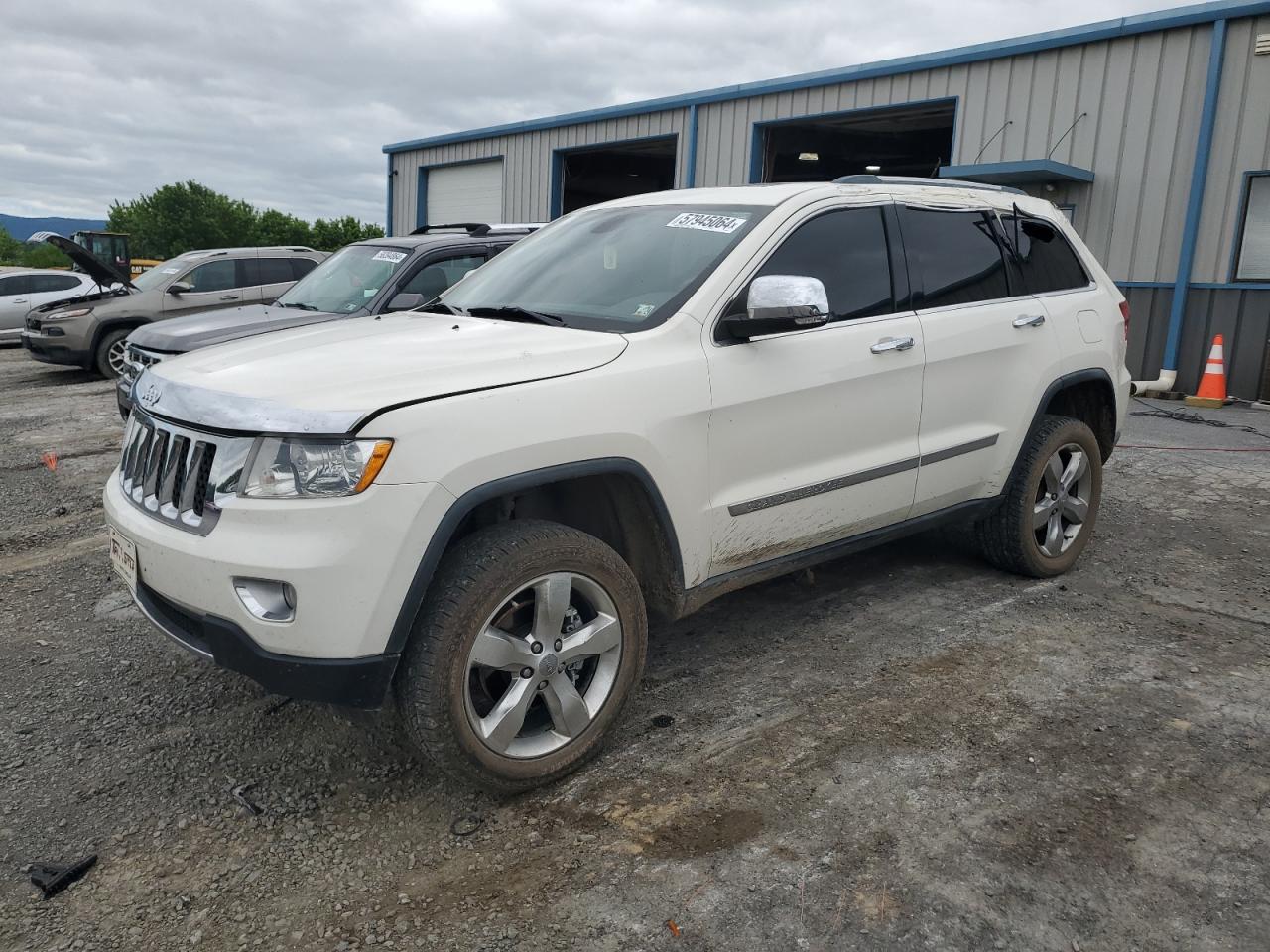 1J4RR6GGXBC706231 2011 Jeep Grand Cherokee Overland