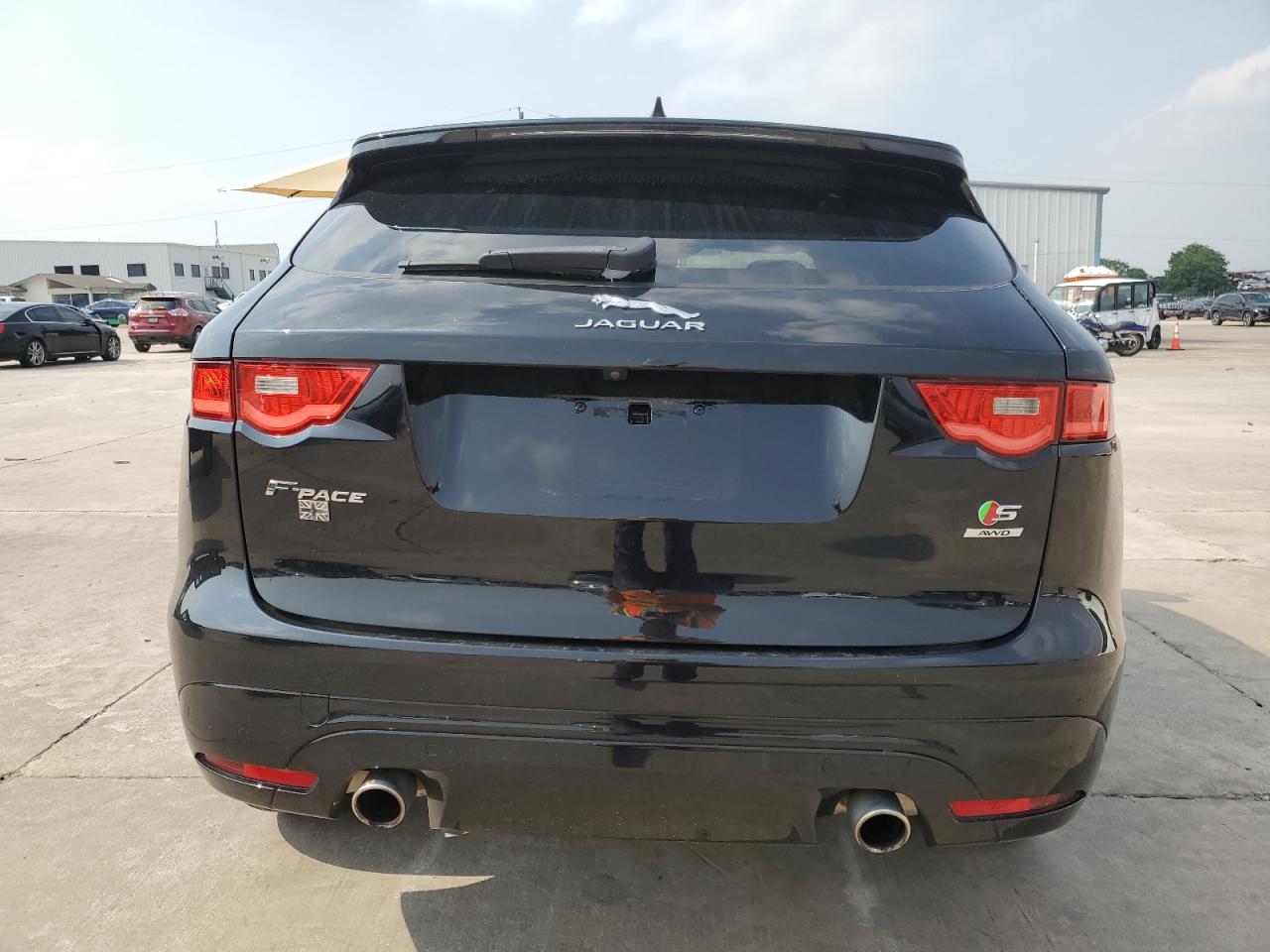 SADCM2FV0KA610174 2019 Jaguar F-Pace S