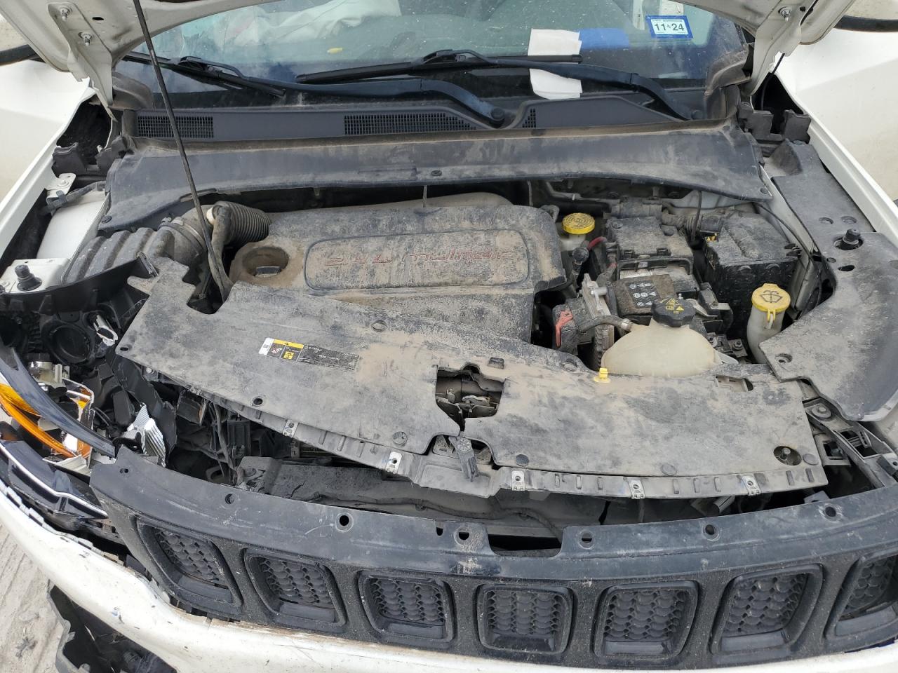 3C4NJDBB5JT454645 2018 Jeep Compass Latitude