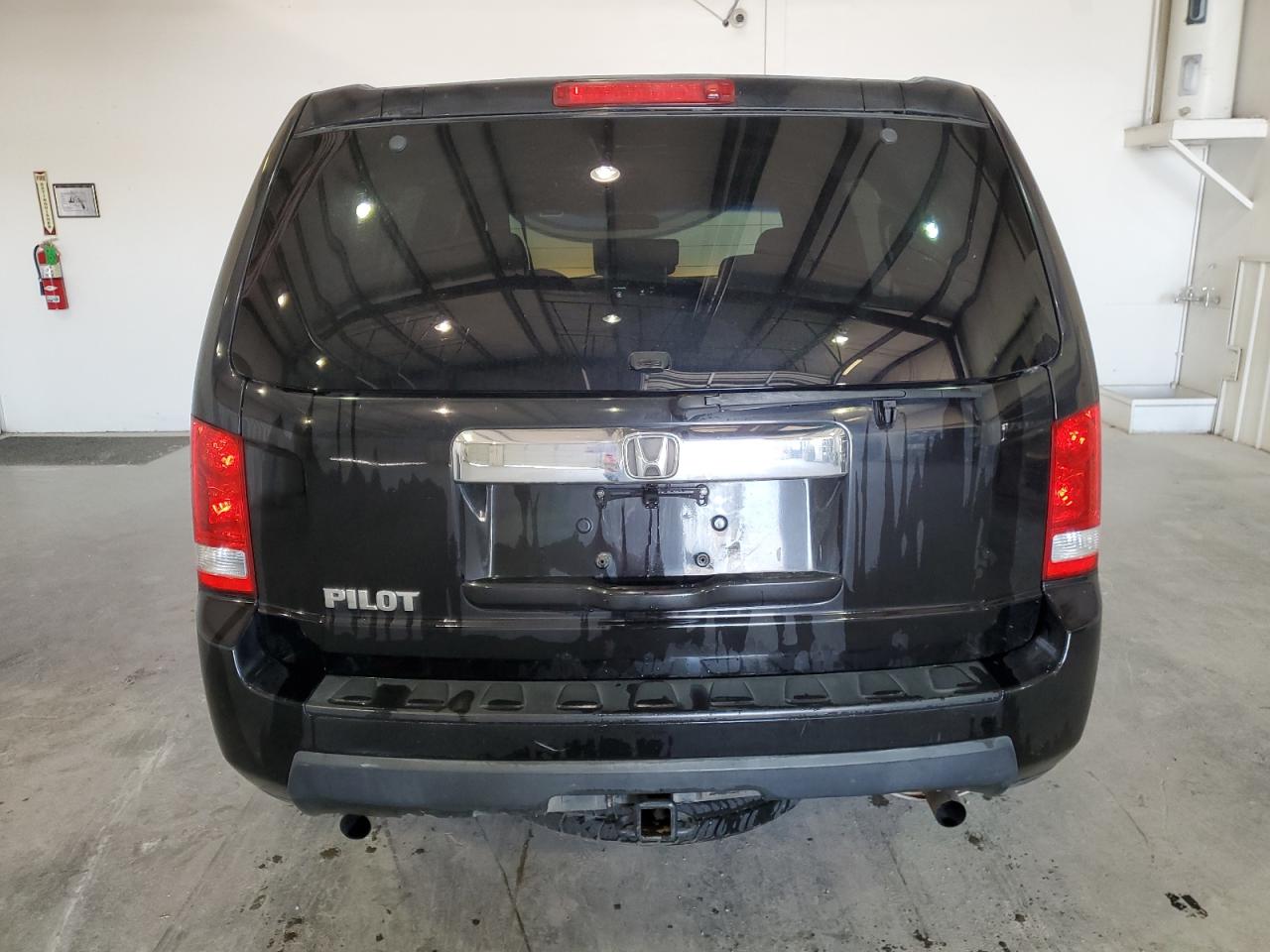 5FNYF4H20AB014059 2010 Honda Pilot Lx