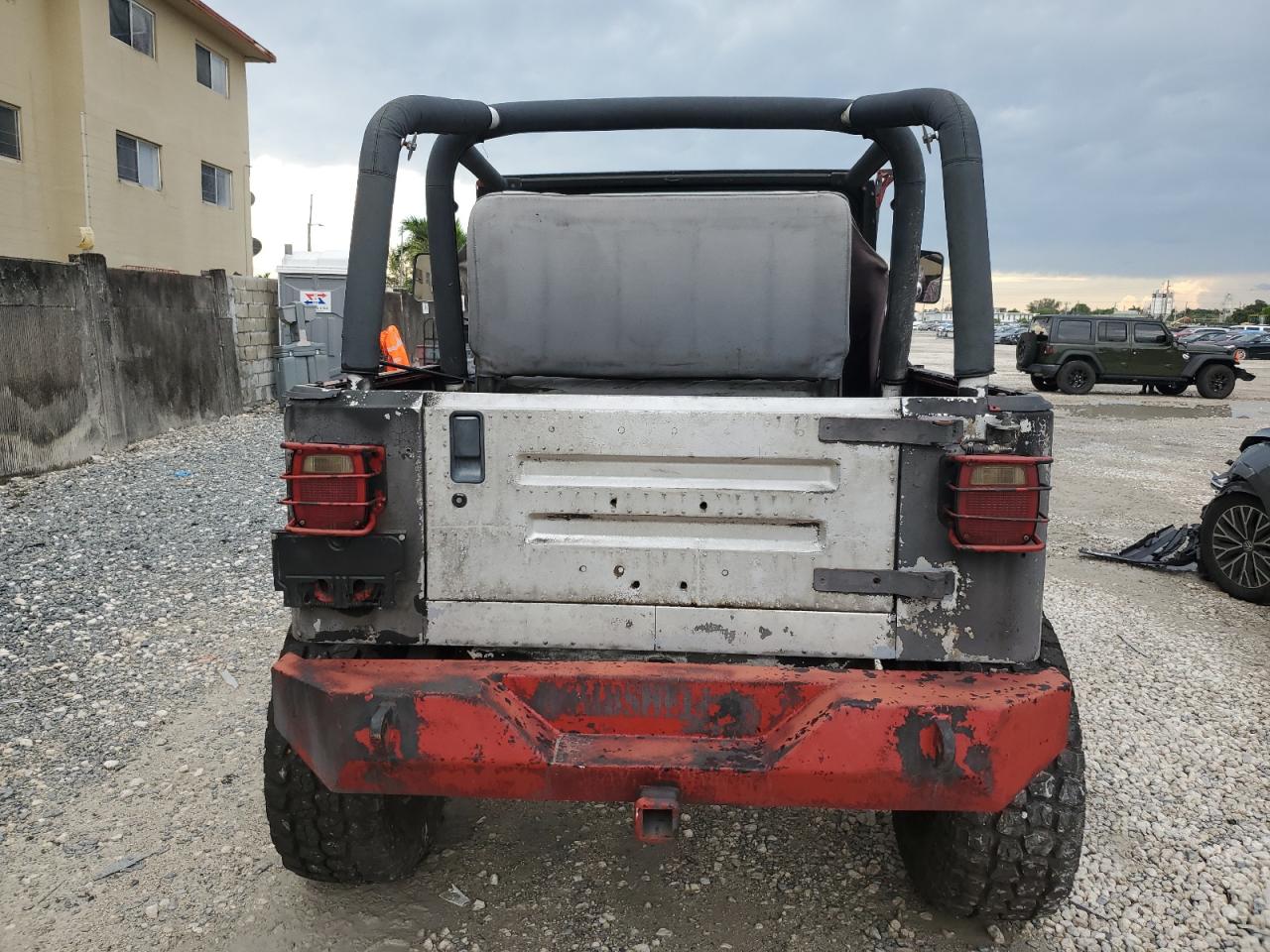 1J4FY29S4PP238609 1993 Jeep Wrangler / Yj