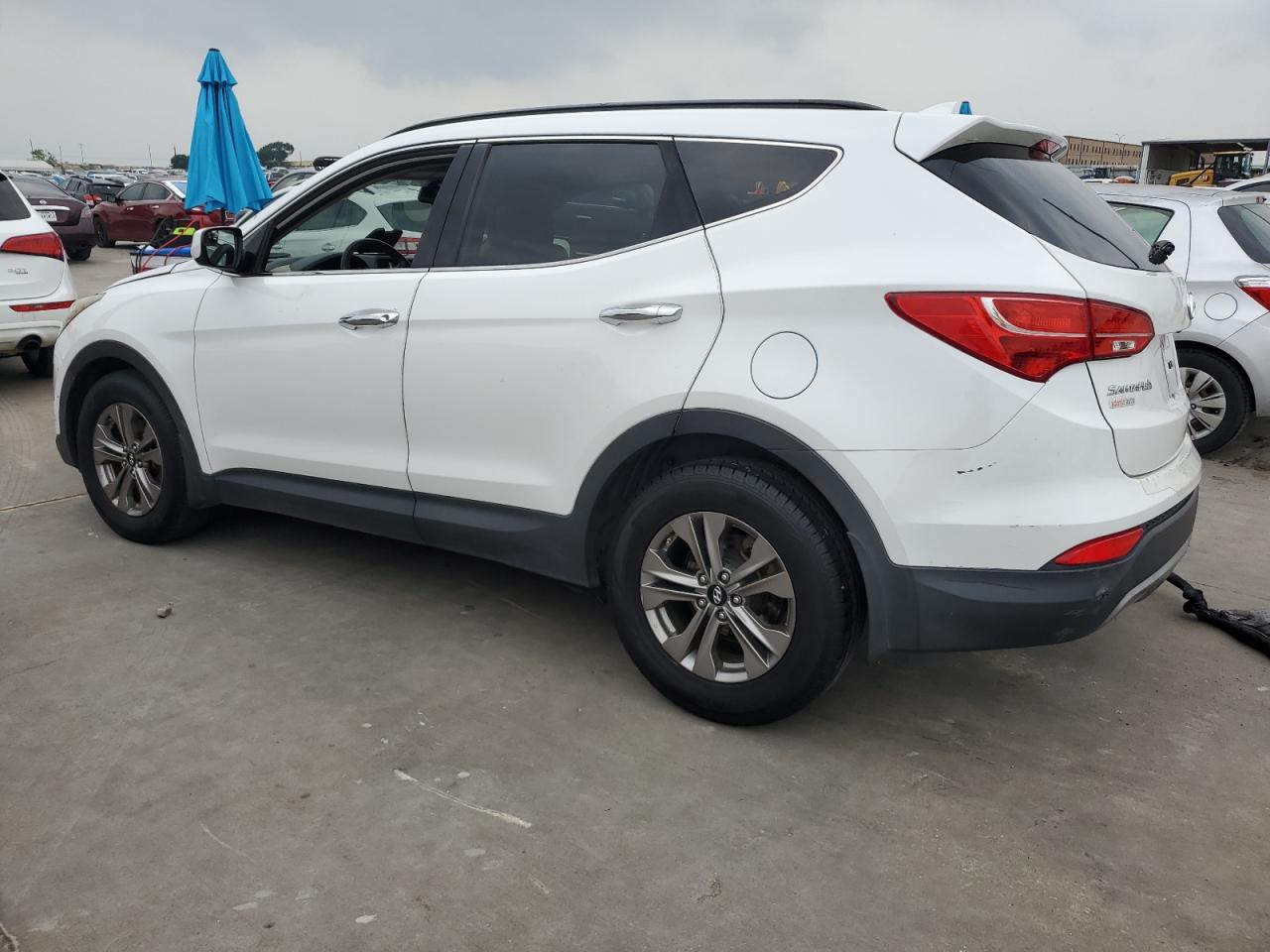 2016 Hyundai Santa Fe Sport vin: 5XYZU3LB5GG359780