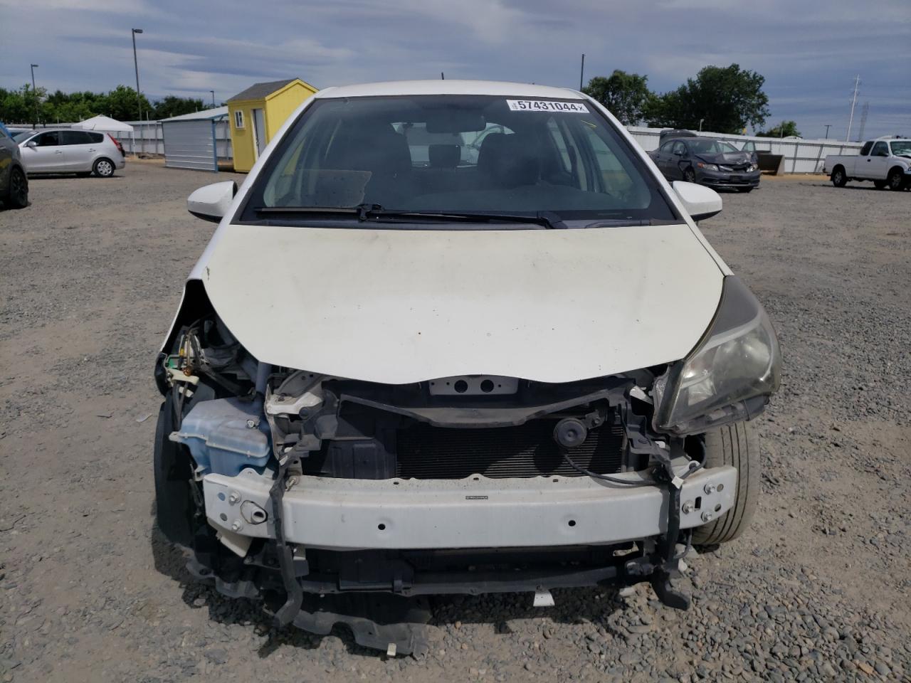 VNKKTUD34FA038188 2015 Toyota Yaris