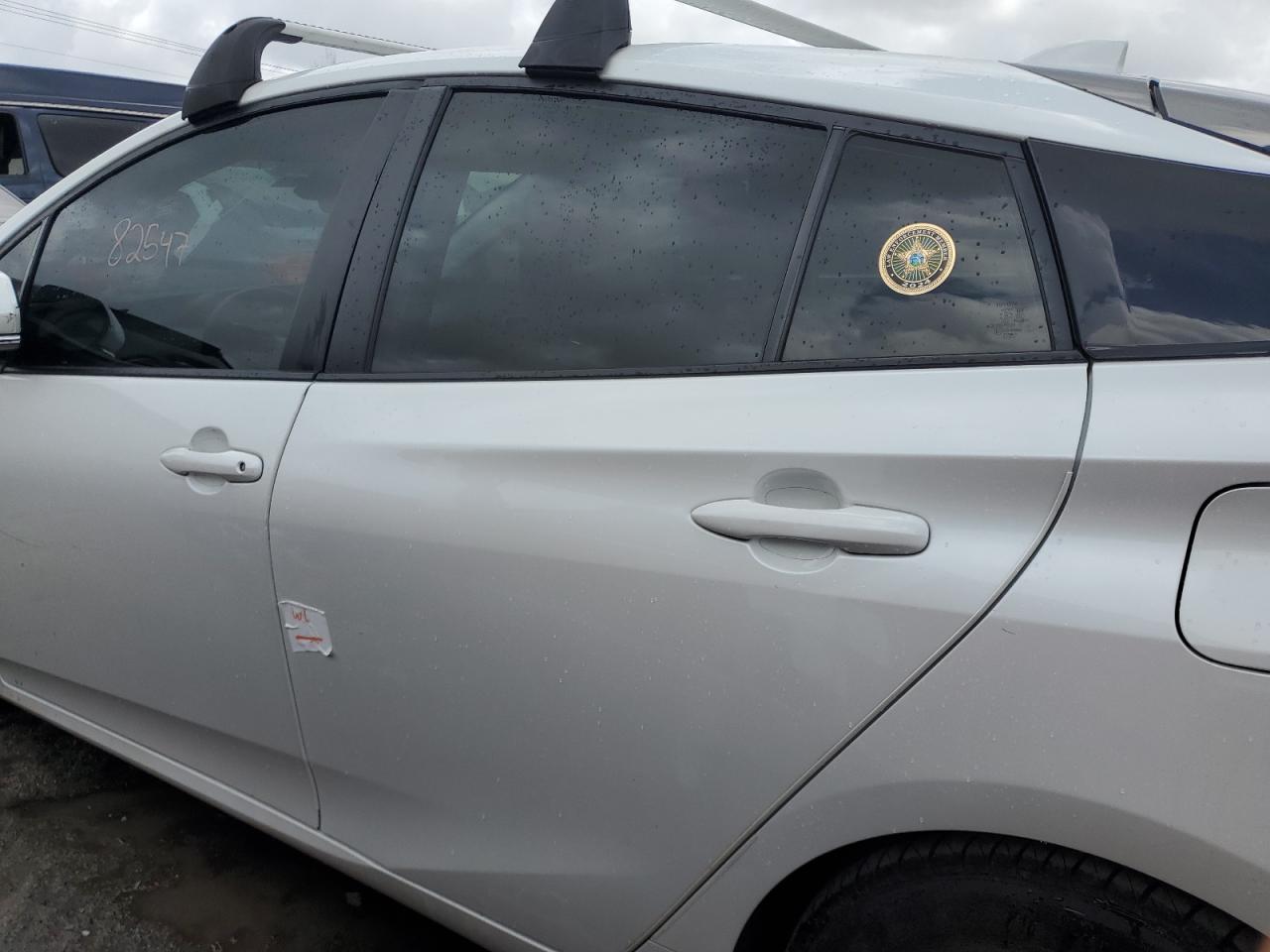 JTDKAMFP7M3177960 2021 Toyota Prius Prime Le