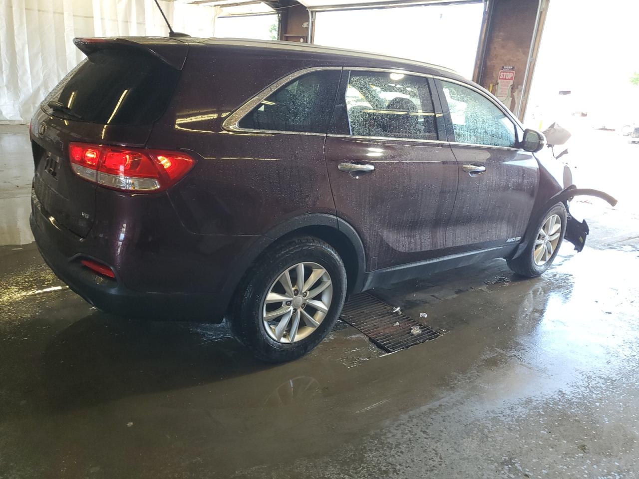 2018 Kia Sorento Lx vin: 5XYPGDA57JG417137