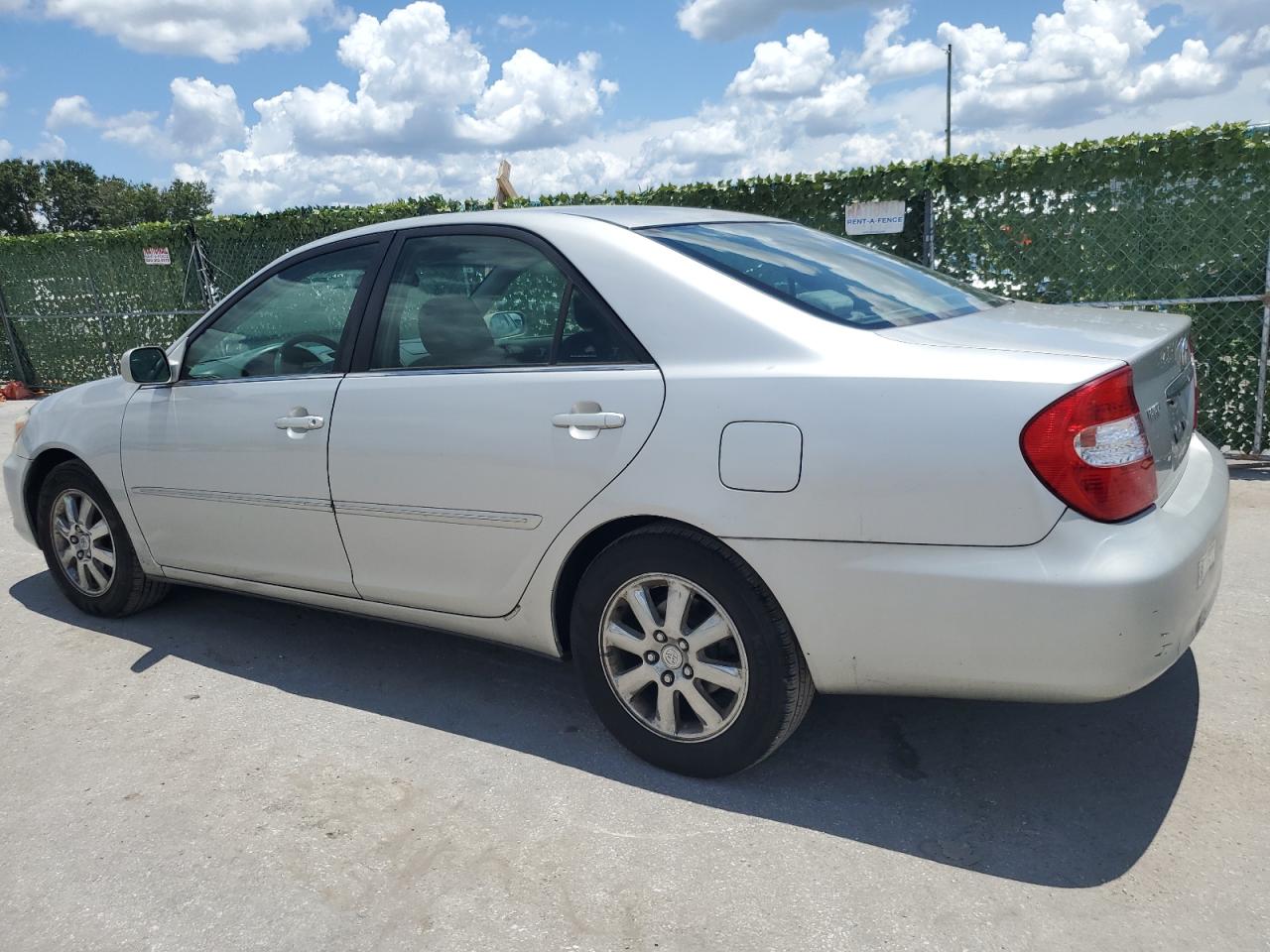 4T1BE32K84U369483 2004 Toyota Camry Le