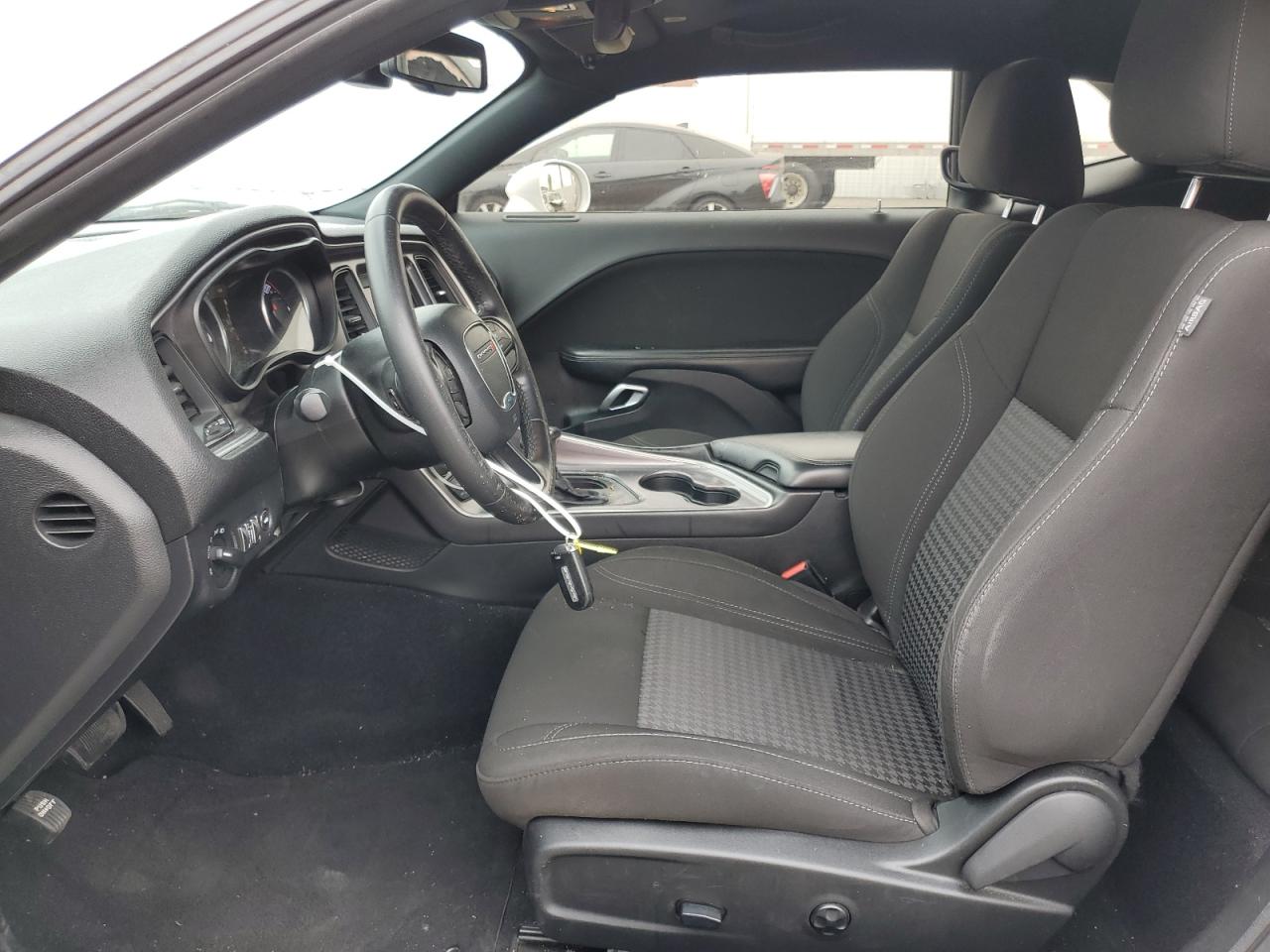 2C3CDZAG6LH194278 2020 Dodge Challenger Sxt