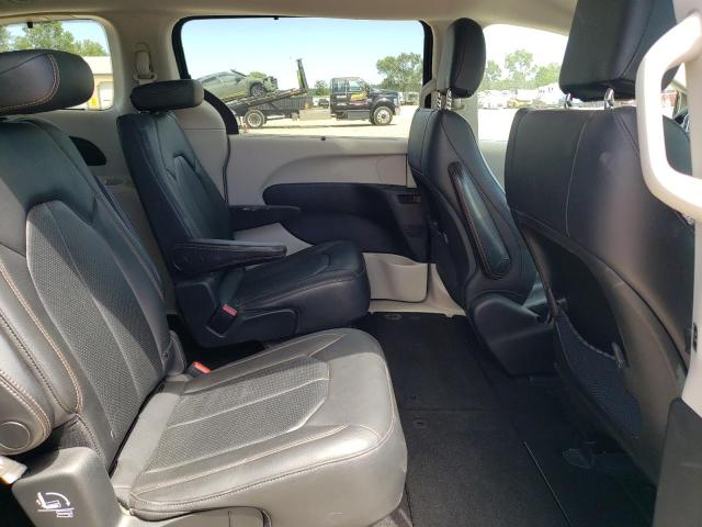 2019 Chrysler Pacifica Touring L VIN: 2C4RC1BG4KR560269 Lot: 57875204