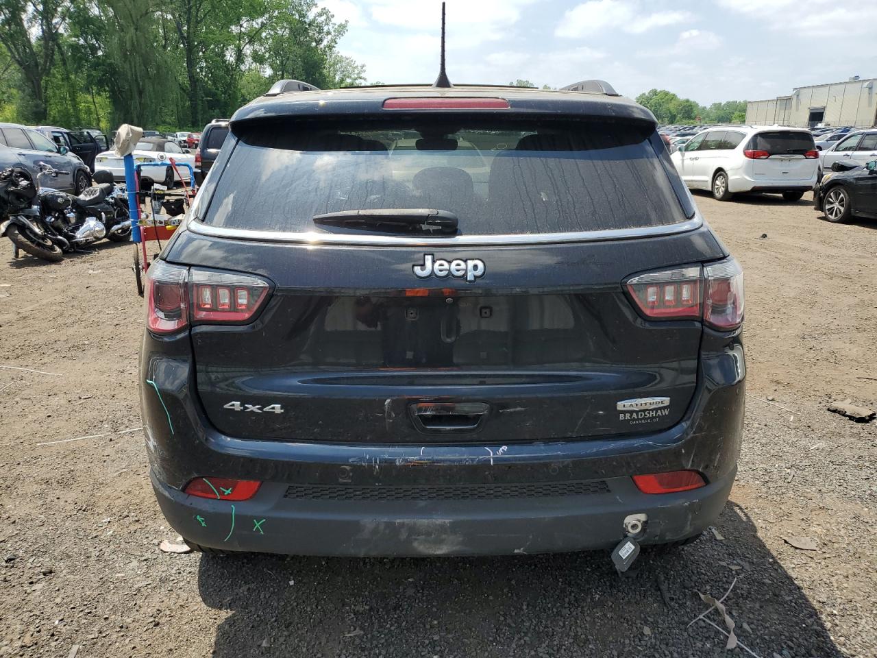 3C4NJDBB3JT176912 2018 Jeep Compass Latitude