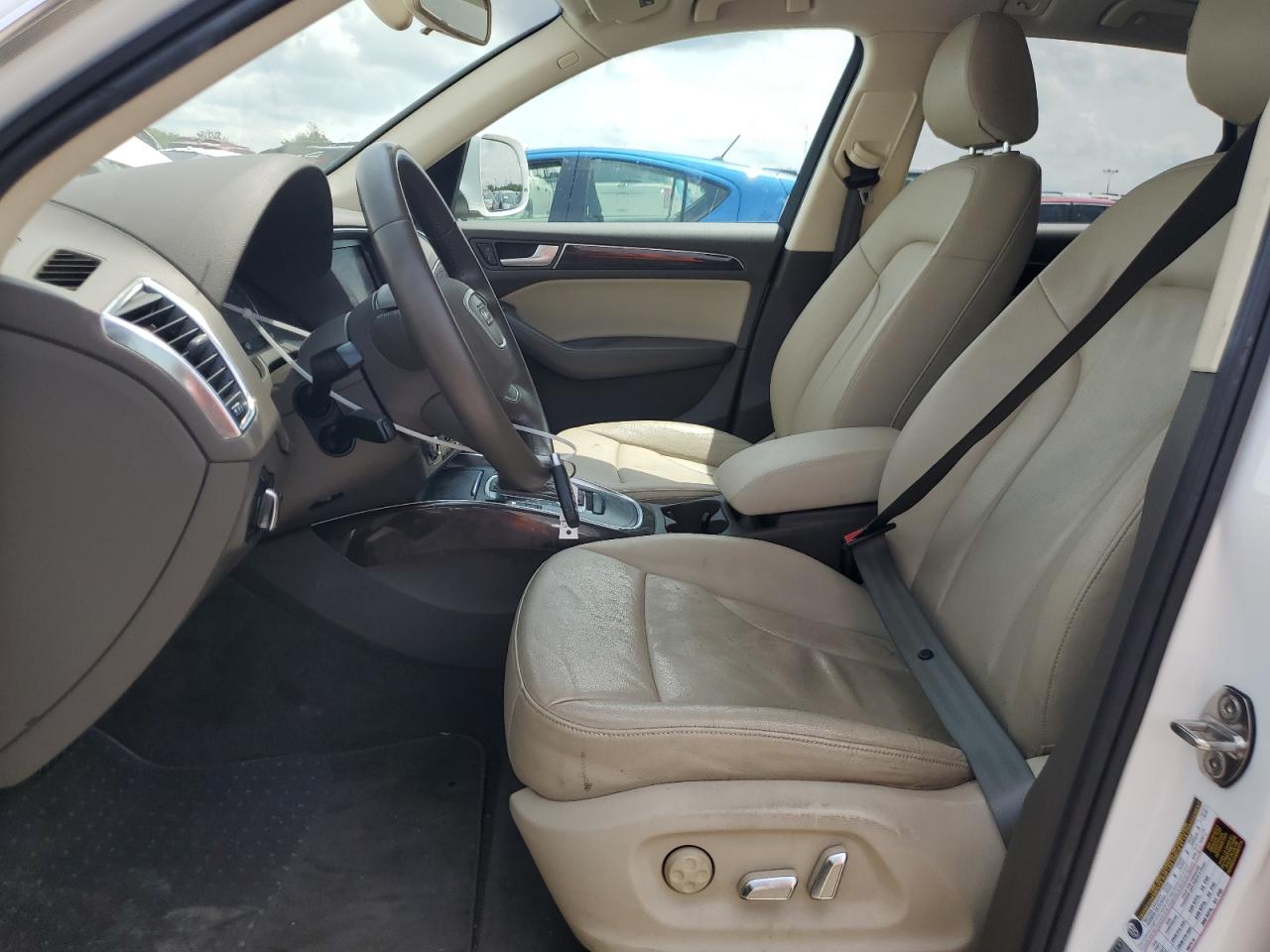 WA1CFAFP3EA042535 2014 Audi Q5 Premium