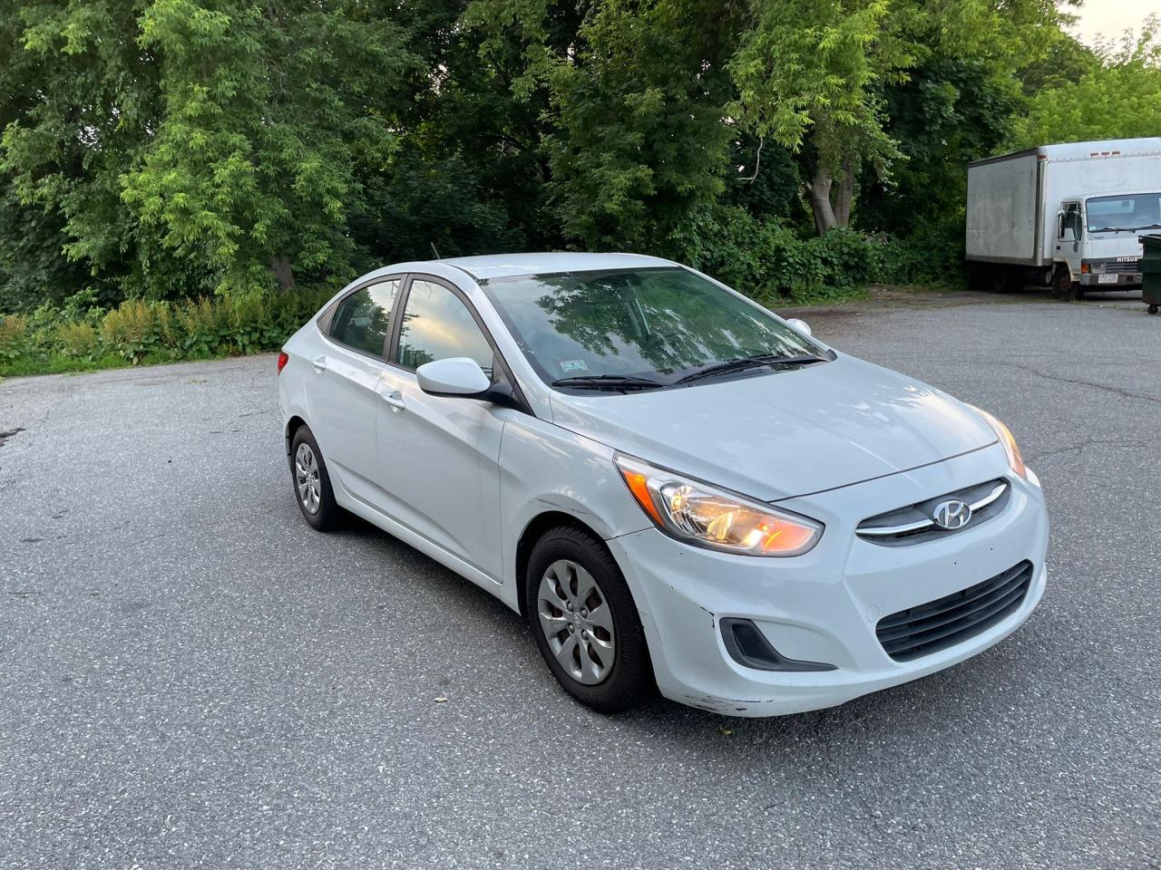 2017 Hyundai Accent Se vin: KMHCT4AE0HU366546