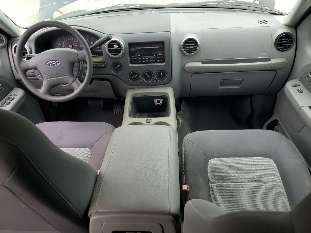 1FMPU16LX4LB83823 2004 Ford Expedition Xlt