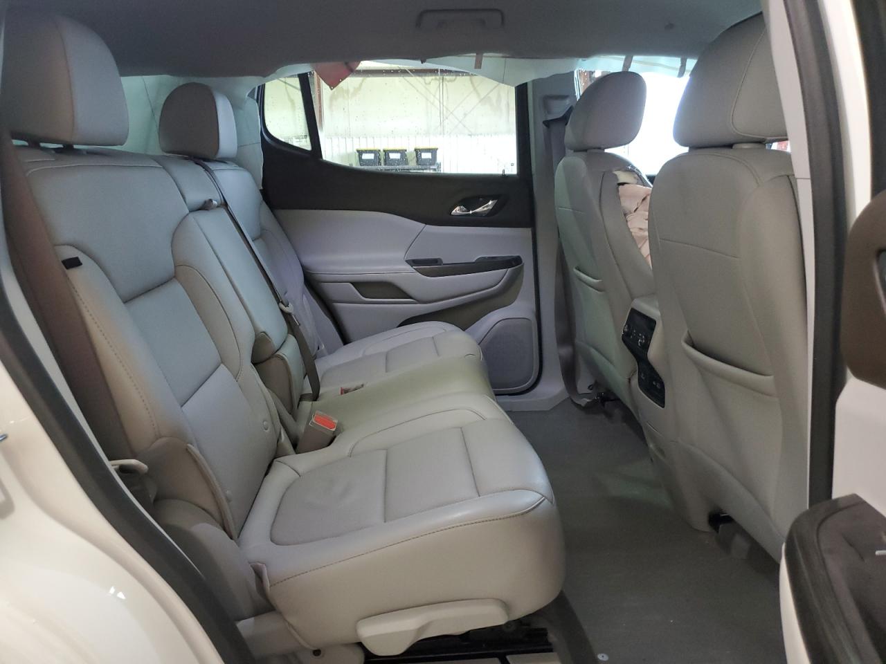 1GKKNULS9MZ102157 2021 GMC Acadia Slt