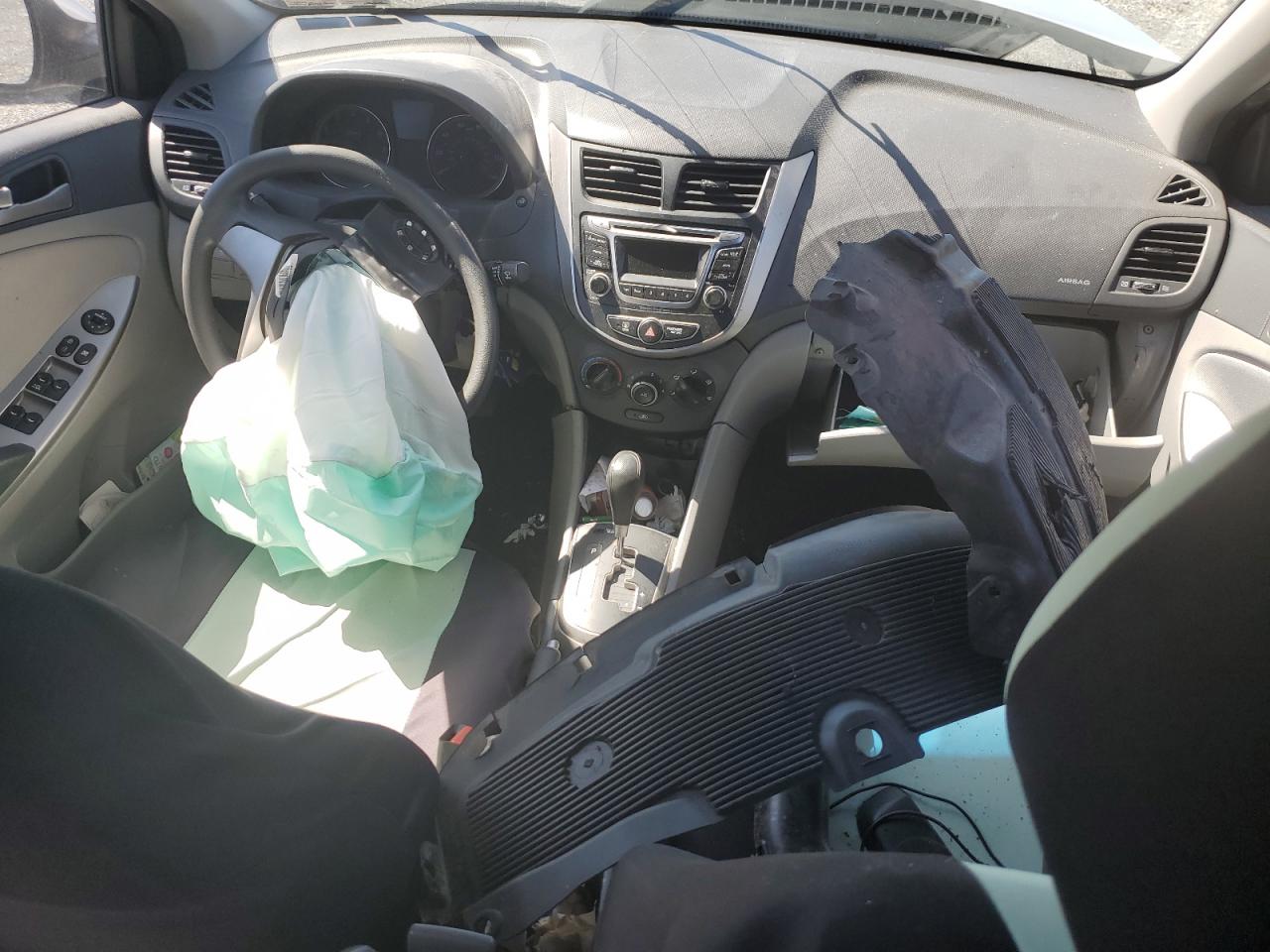 KMHCT4AE6GU972450 2016 Hyundai Accent Se