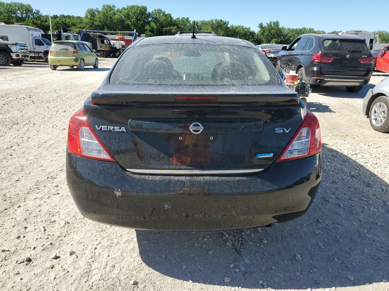 2014 Nissan Versa S vin: 3N1CN7AP9EL830119