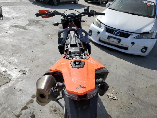 2023 KTM 690 SMC R VBKLSV404PM752977