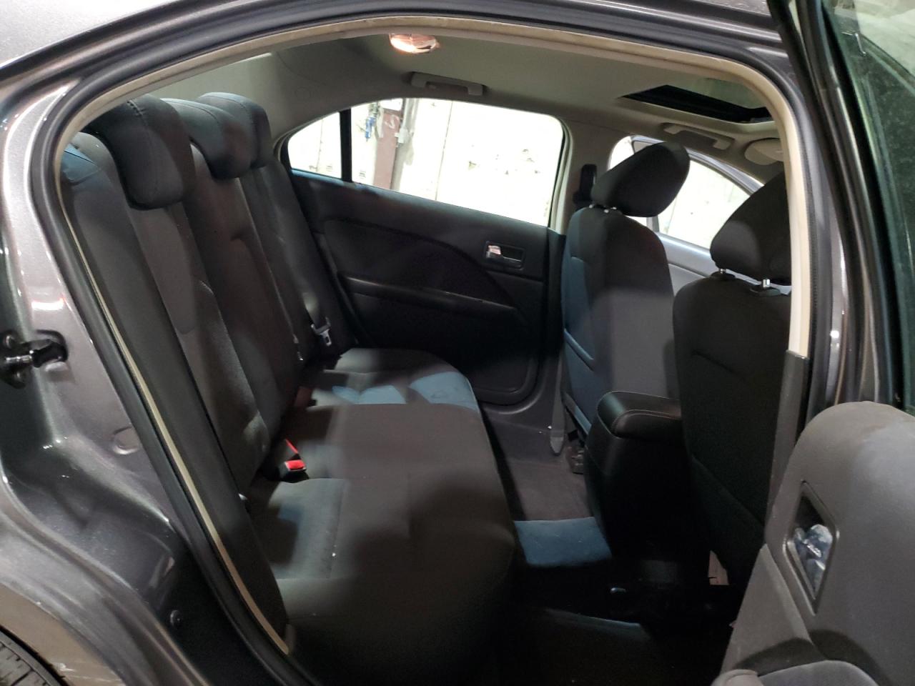 3FAHP0HA9AR160199 2010 Ford Fusion Se