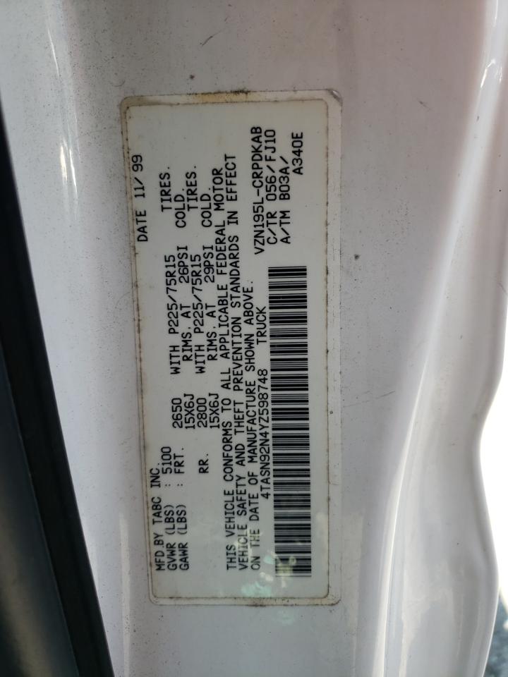 4TASN92N4YZ598748 2000 Toyota Tacoma Xtracab Prerunner