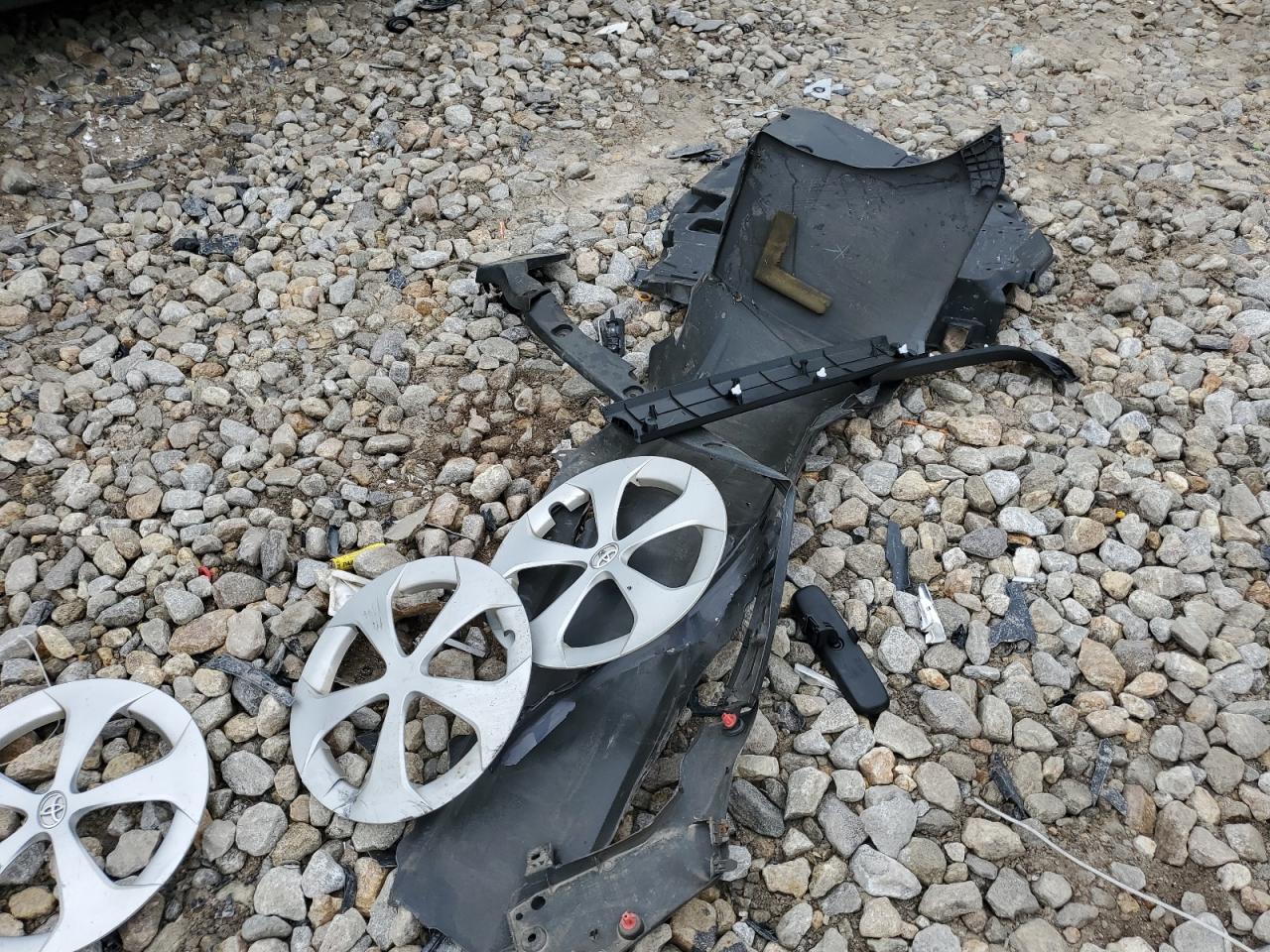 JTDKN3DUXE1769602 2014 Toyota Prius