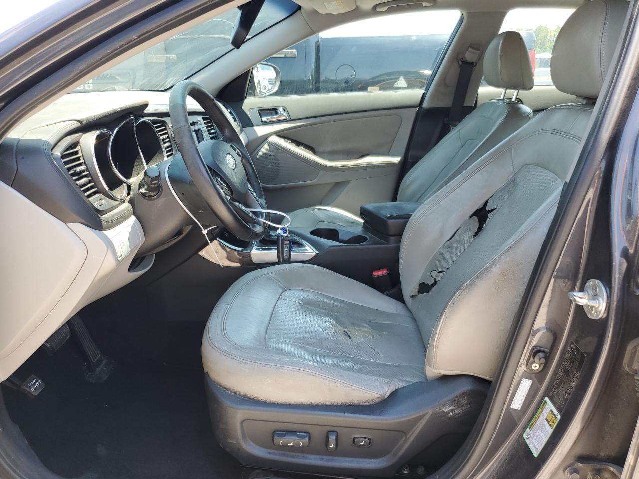 KNAGN4A75B5083012 2011 Kia Optima Ex