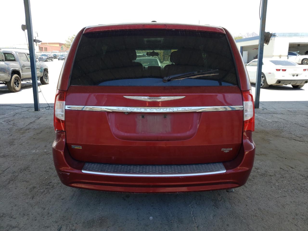 2014 Chrysler Town & Country Touring vin: 2C4RC1BG6ER214888