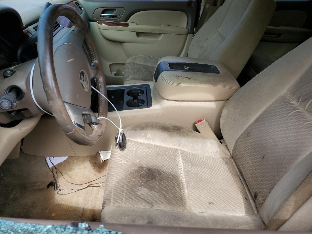 1GNSCAE05BR125046 2011 Chevrolet Tahoe C1500 Ls