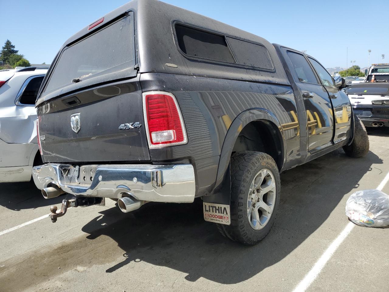 1C6RR7VT8FS597072 2015 Ram 1500 Laramie